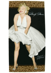 marilyn-monroe-towel-leopard-style-9