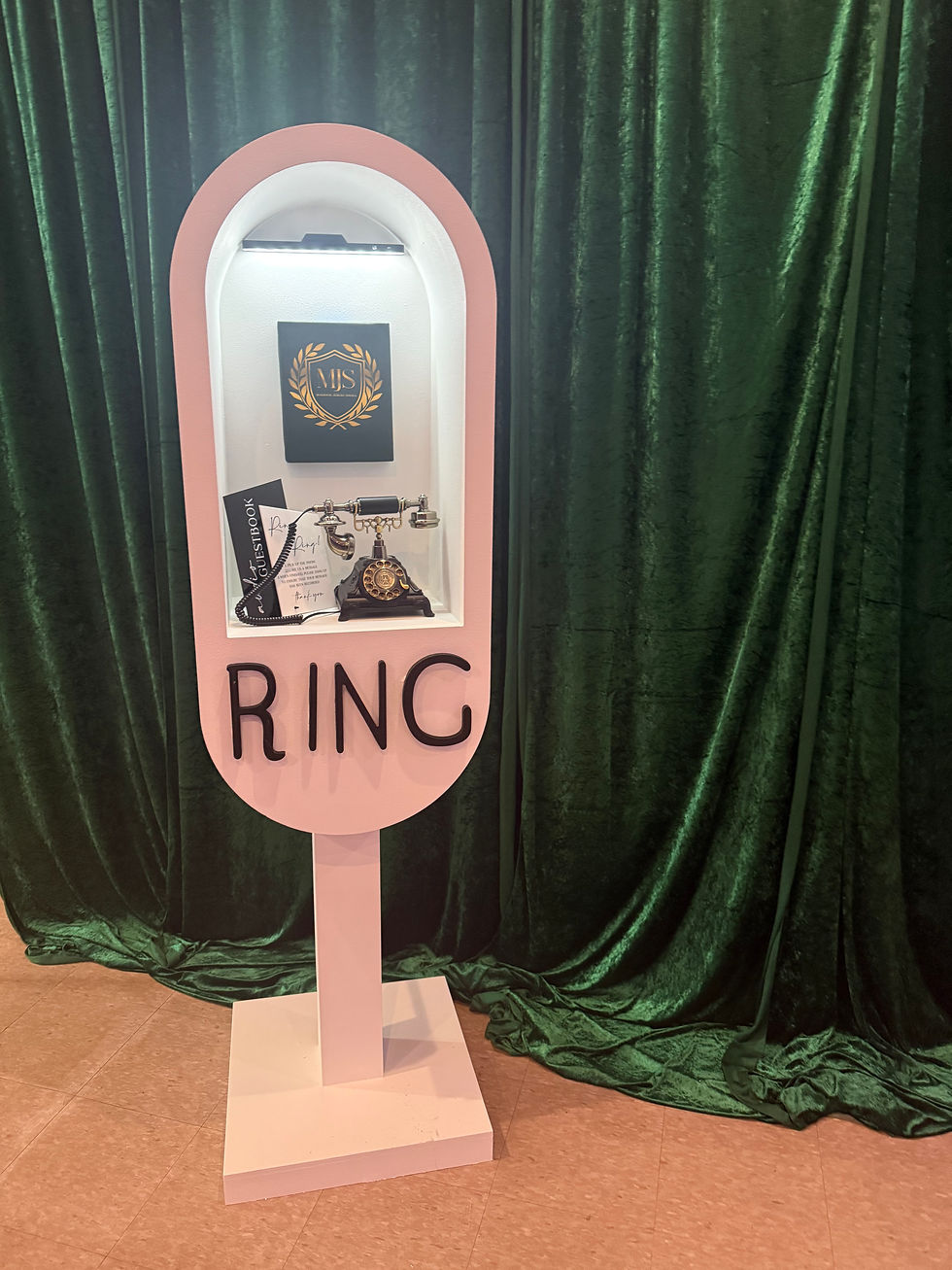 Thumbnail: AUDIO GUESTBOOK BOOTH