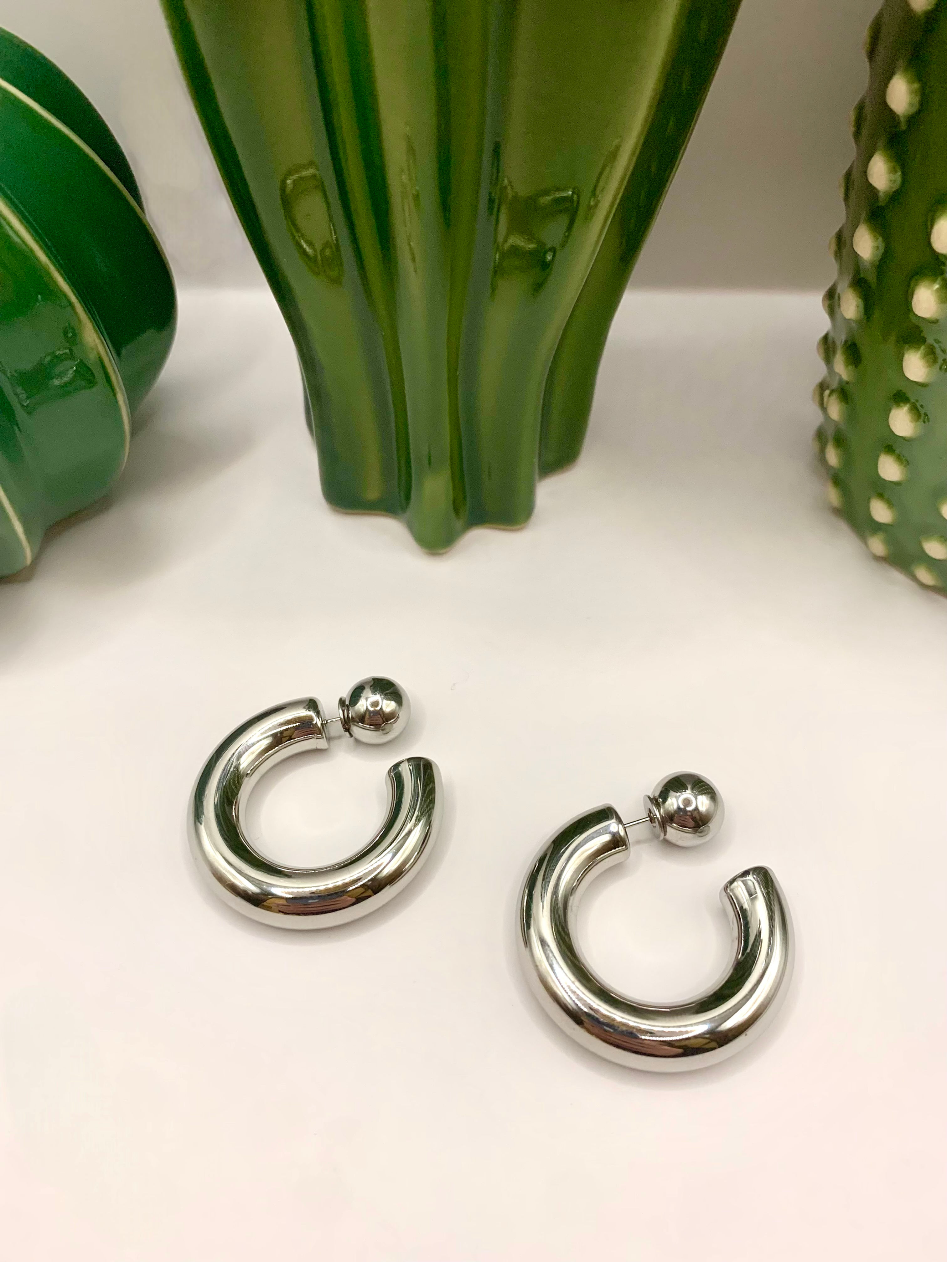 Orecchini cerchio DOUBLE pallina argento