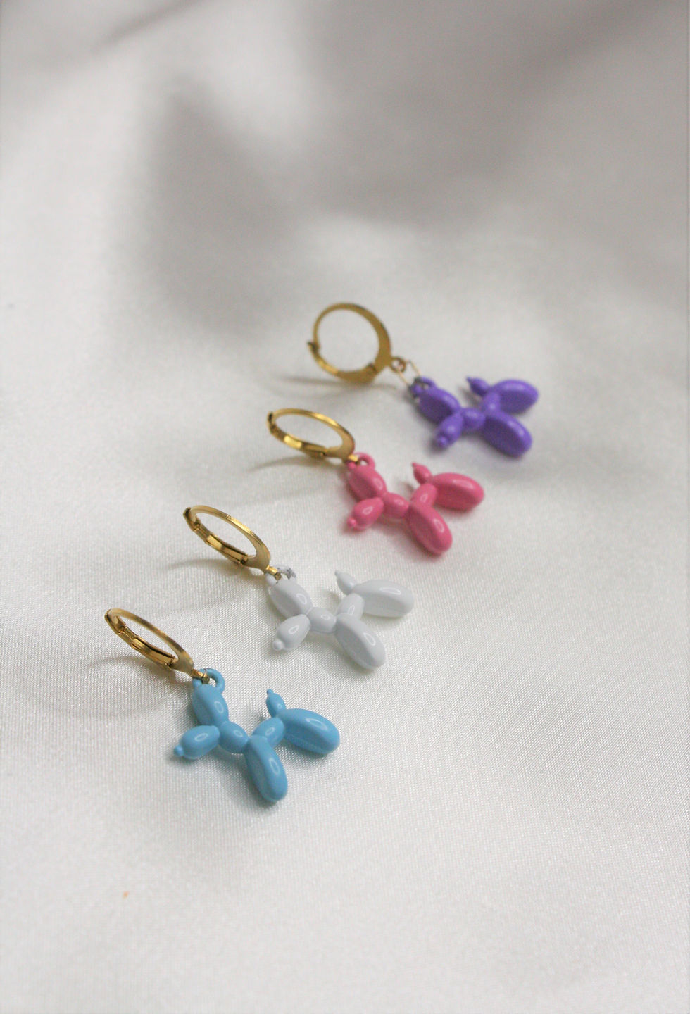 Hoop palloncino a forma di cagnolino colorato