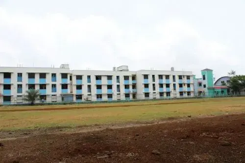Administrative block of Yadavrao Tasgaonkar College