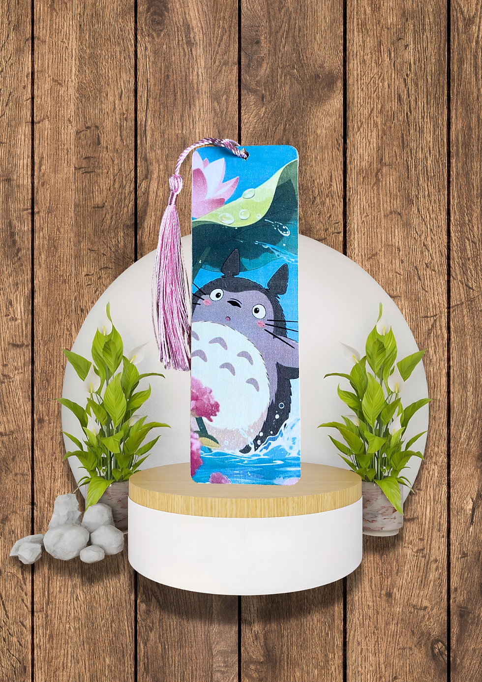 Miniature : Marque page Totoro  Quand Totoro décide de barboter, même les pages de ton roman prennent un petit air d’aventure aquatique.