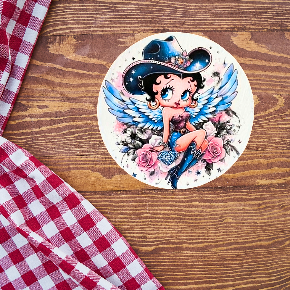 Miniature : Dessous verre Betty Boop  🤠💙 Quand l'esprit cowgirl rencontre le charme vintage... 💙🤠  Avec ses jolies ailes, ses fleurs