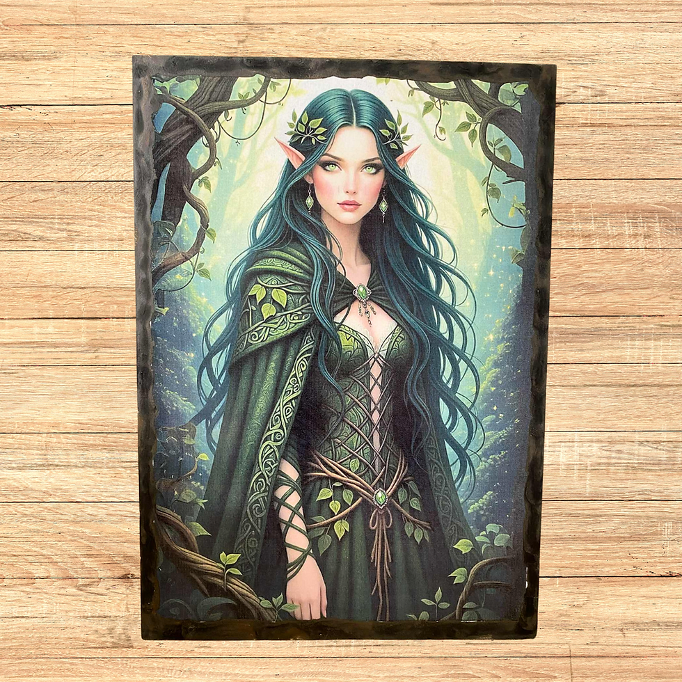Miniature : Tableau Fée  🌿 Dans le silence sacré de la forêt, elle veille… Gardienne des secrets anciens, messagère des esprits de la na
