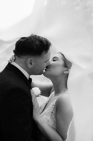 Bride and groom pictures