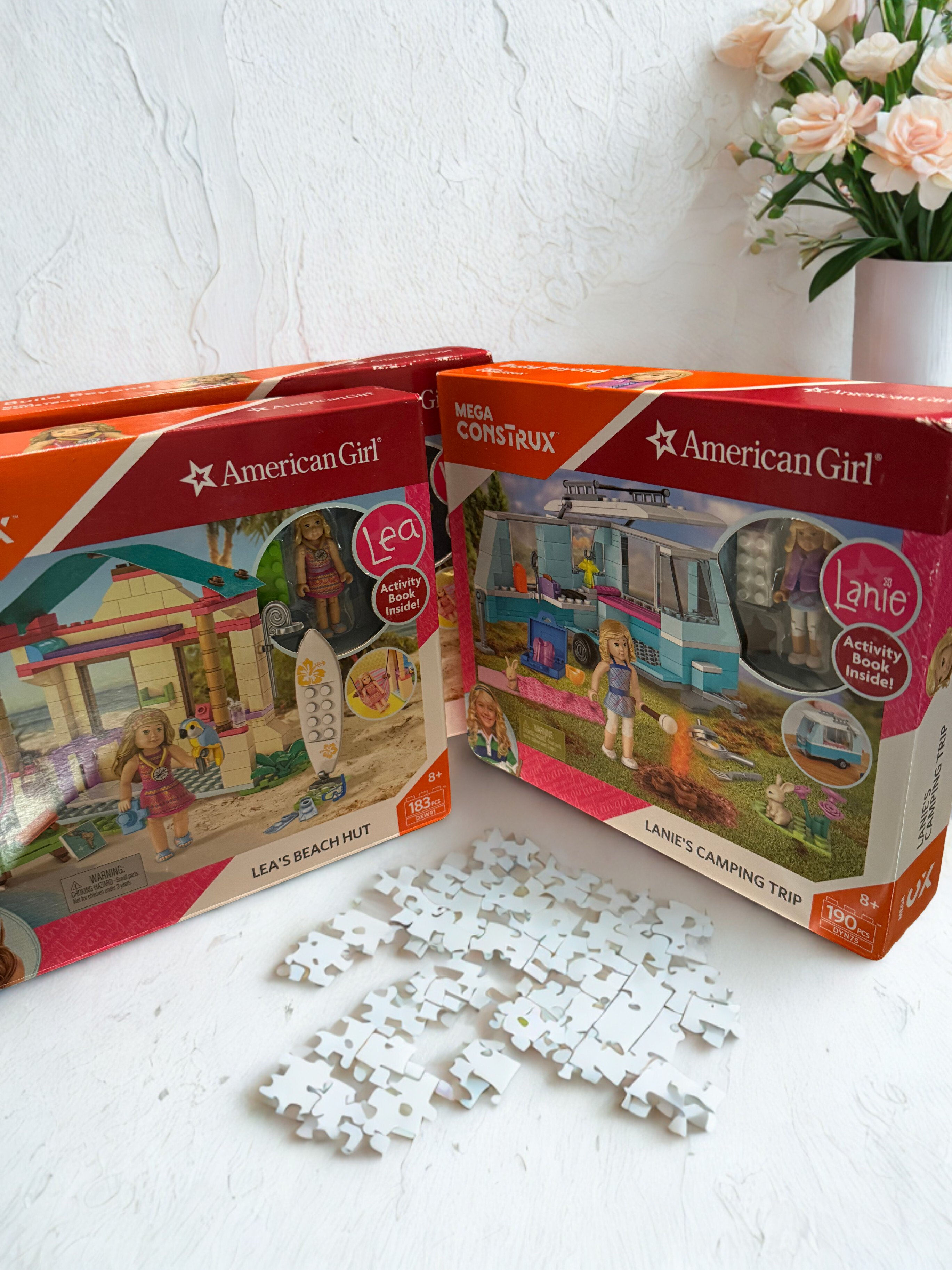 American Girl Build Beyond Mega Construx Set - Lanie's Camping Trip