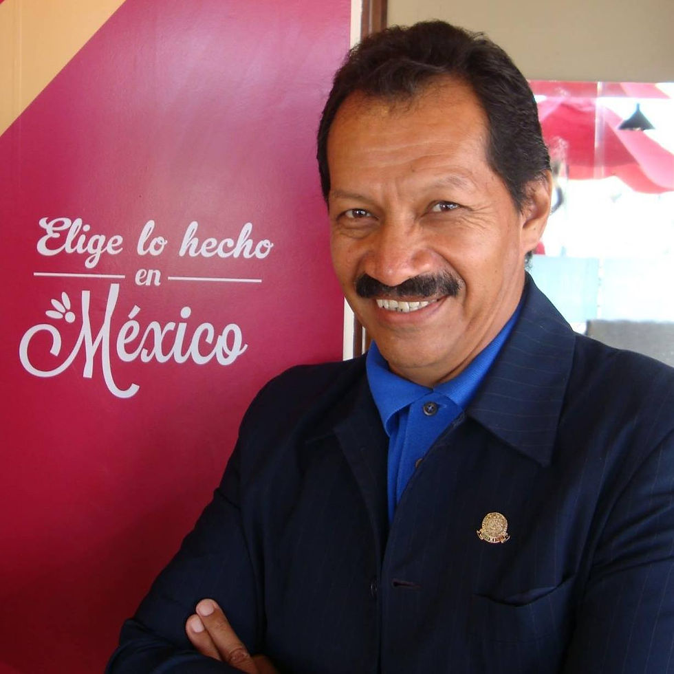 GUSTAVO LÓPEZ