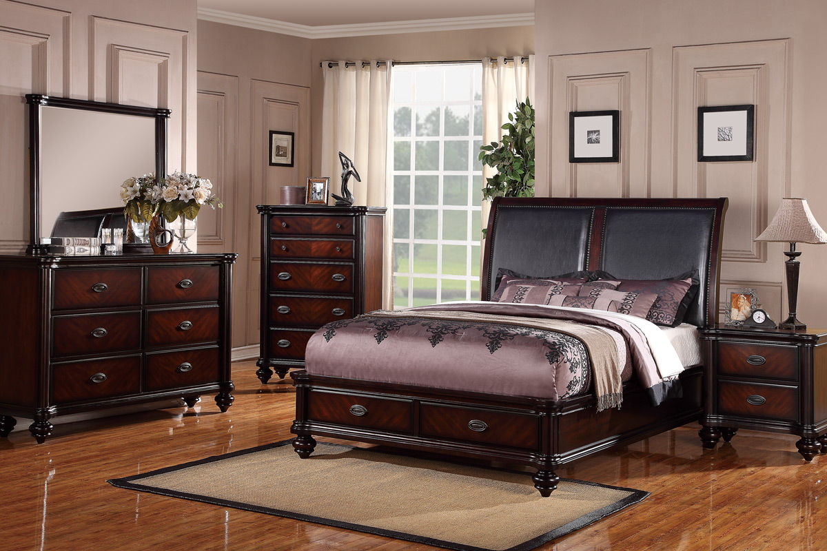 WOOD QUEEN BED