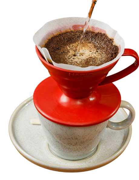 Café artesanal sendo preparado.