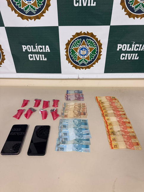 CARMO: Ação conjunta das Policias, prende elemento no tráfico de drogas.
