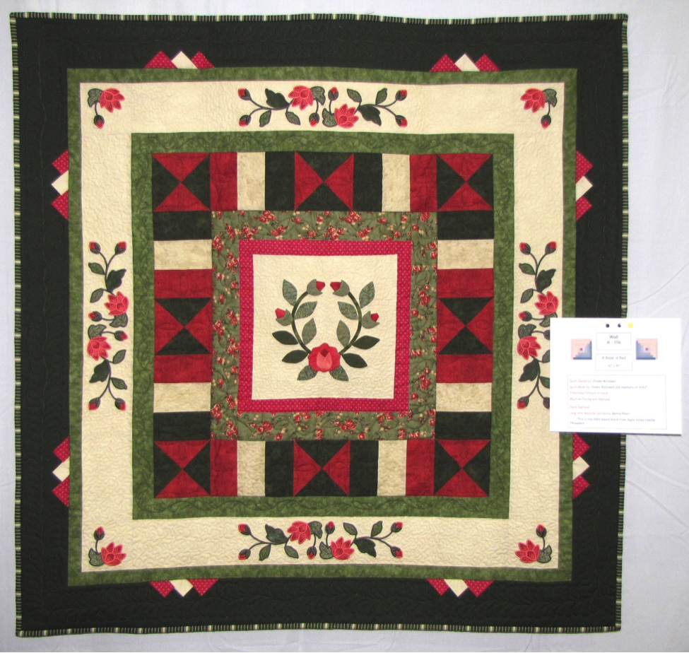Wall Quilt: A Rose is Red