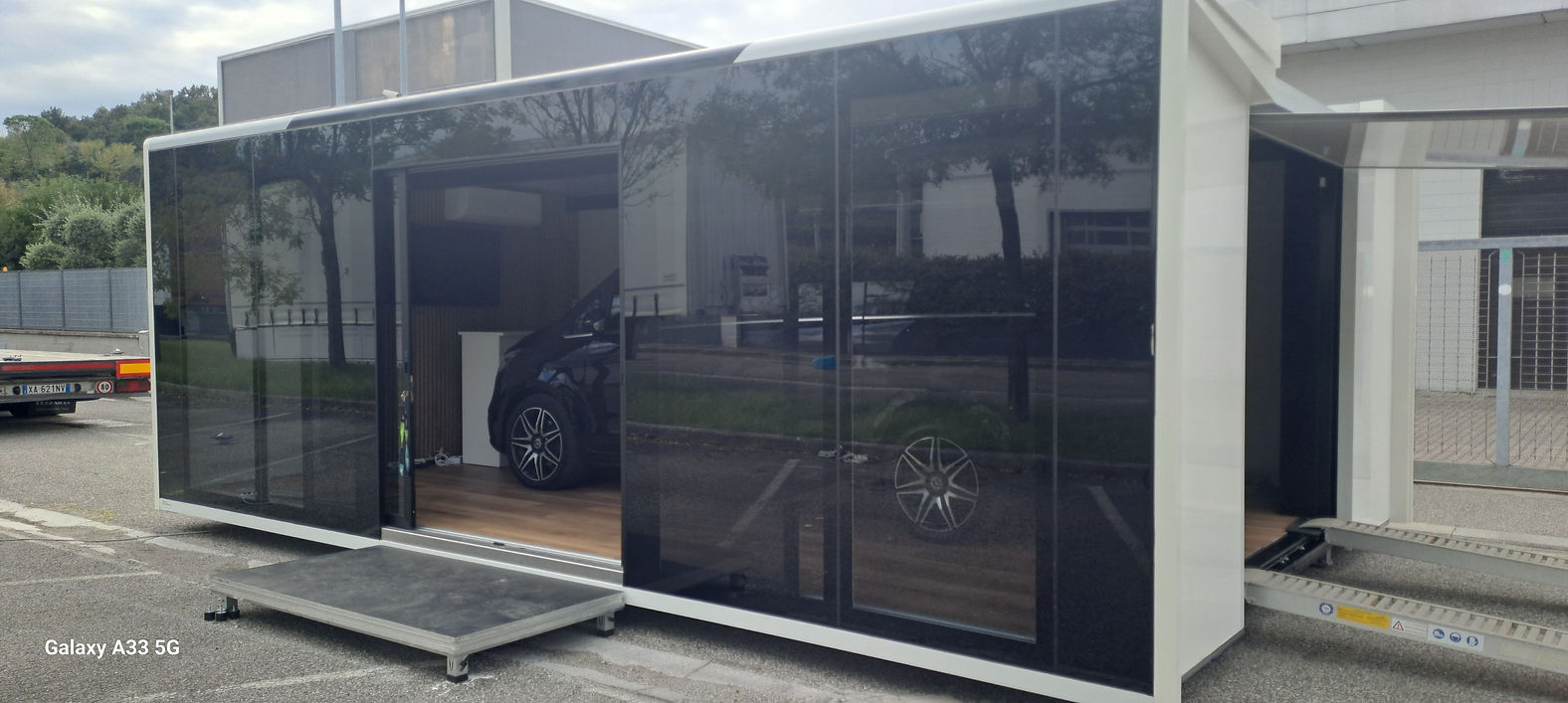 hospitality pop up store concessionarie