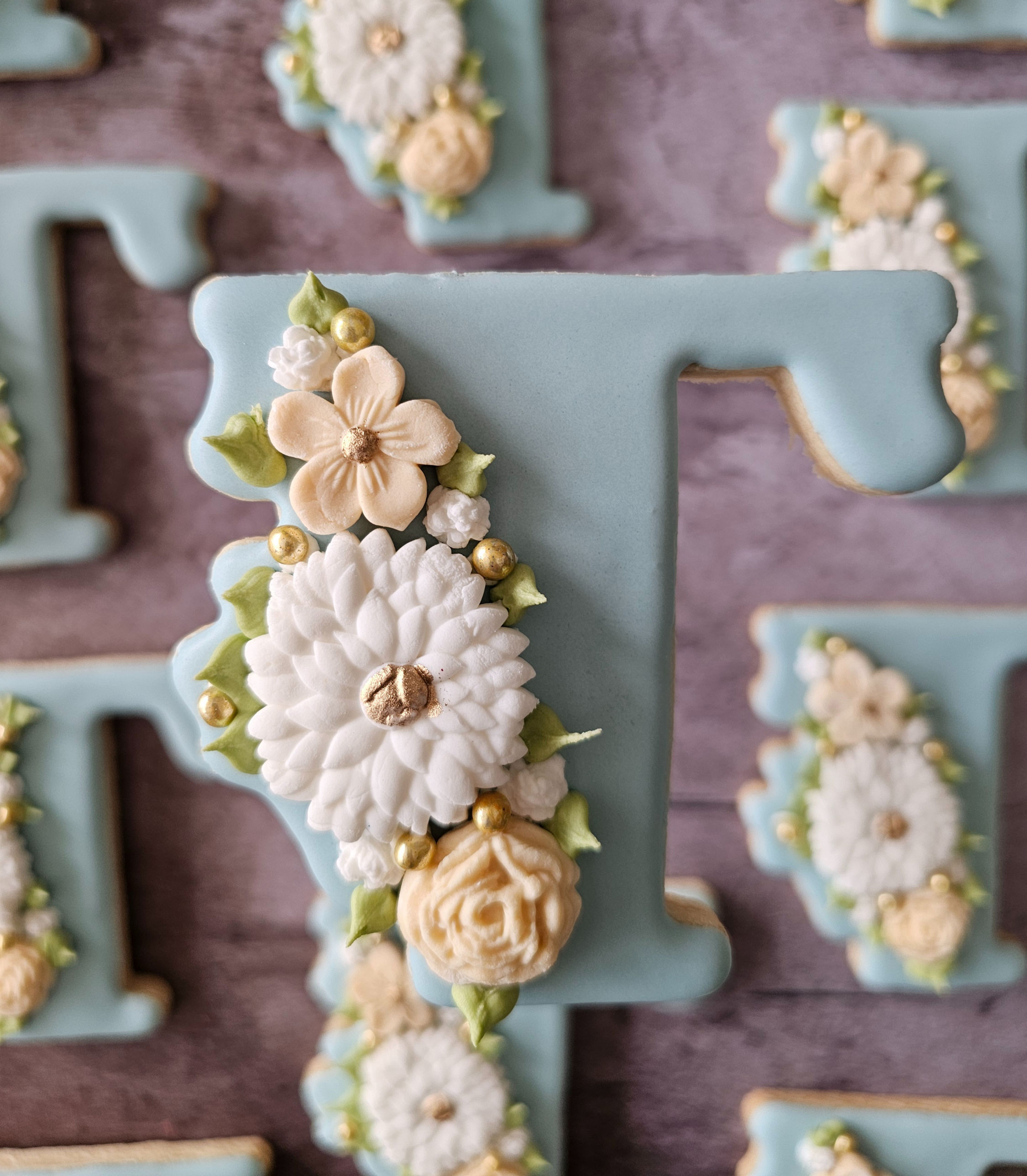 Flower Initial Cookie
