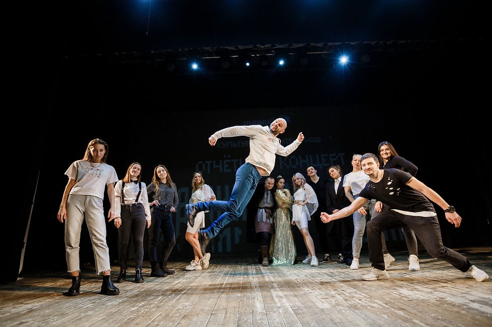 Фото с отчетного концерта студии