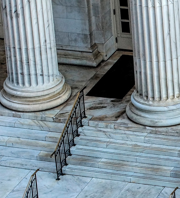 Steintreppensäulen