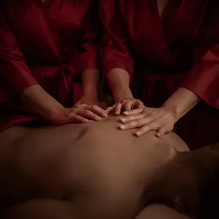 4 hands massage in lisbon