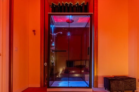 massage plus shower in lisbon