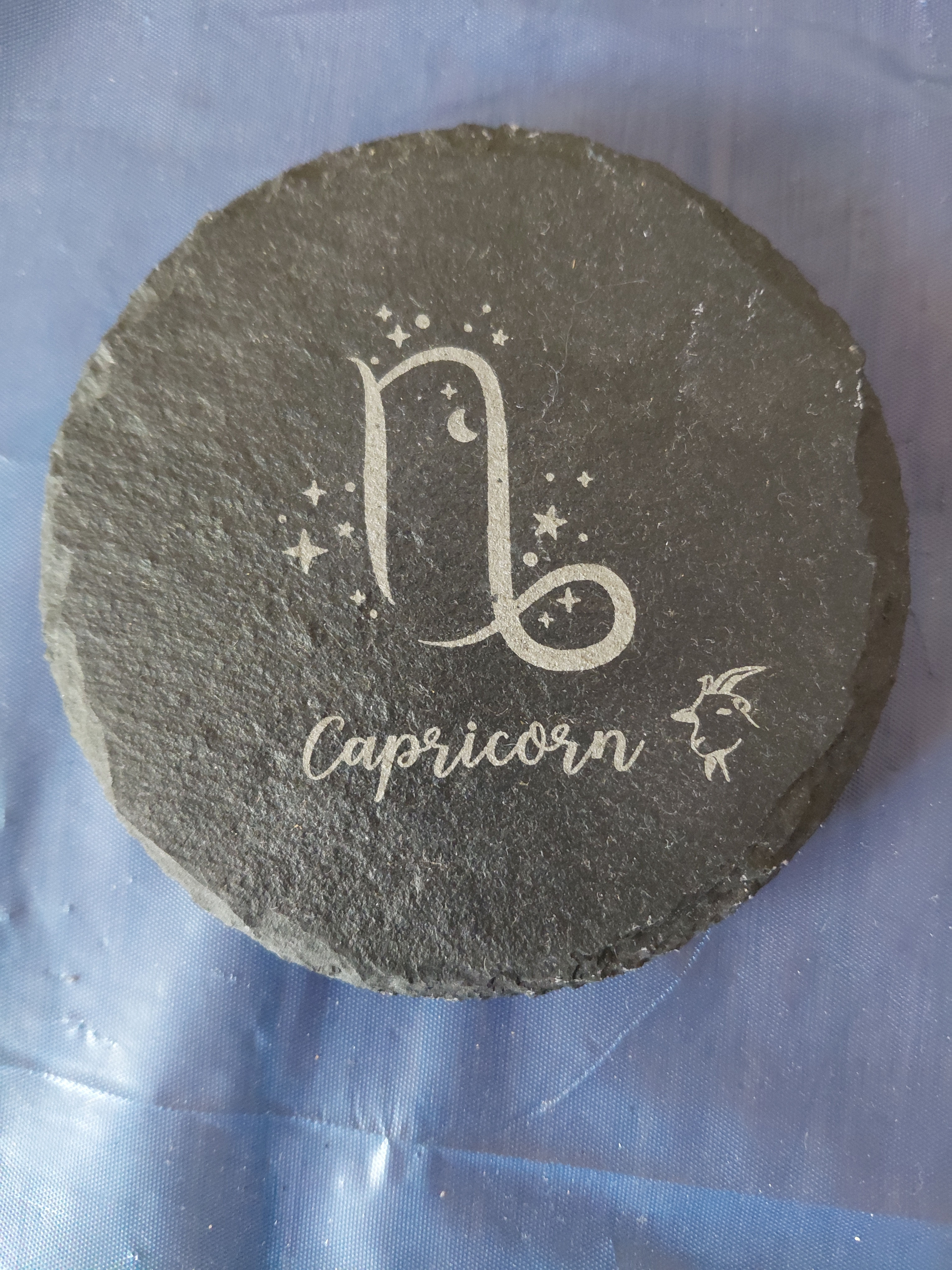 Capricorn round slate