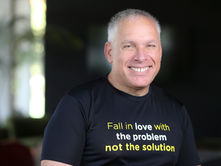 Uri Levine vem mais uma vez ao Brasil para lançar novo livro, O Simples Vence