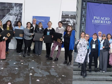 Supervisoras del Consejo Provincial de Educación recibieron notebooks de Nación en el Palacio Libertad de Buenos Aires