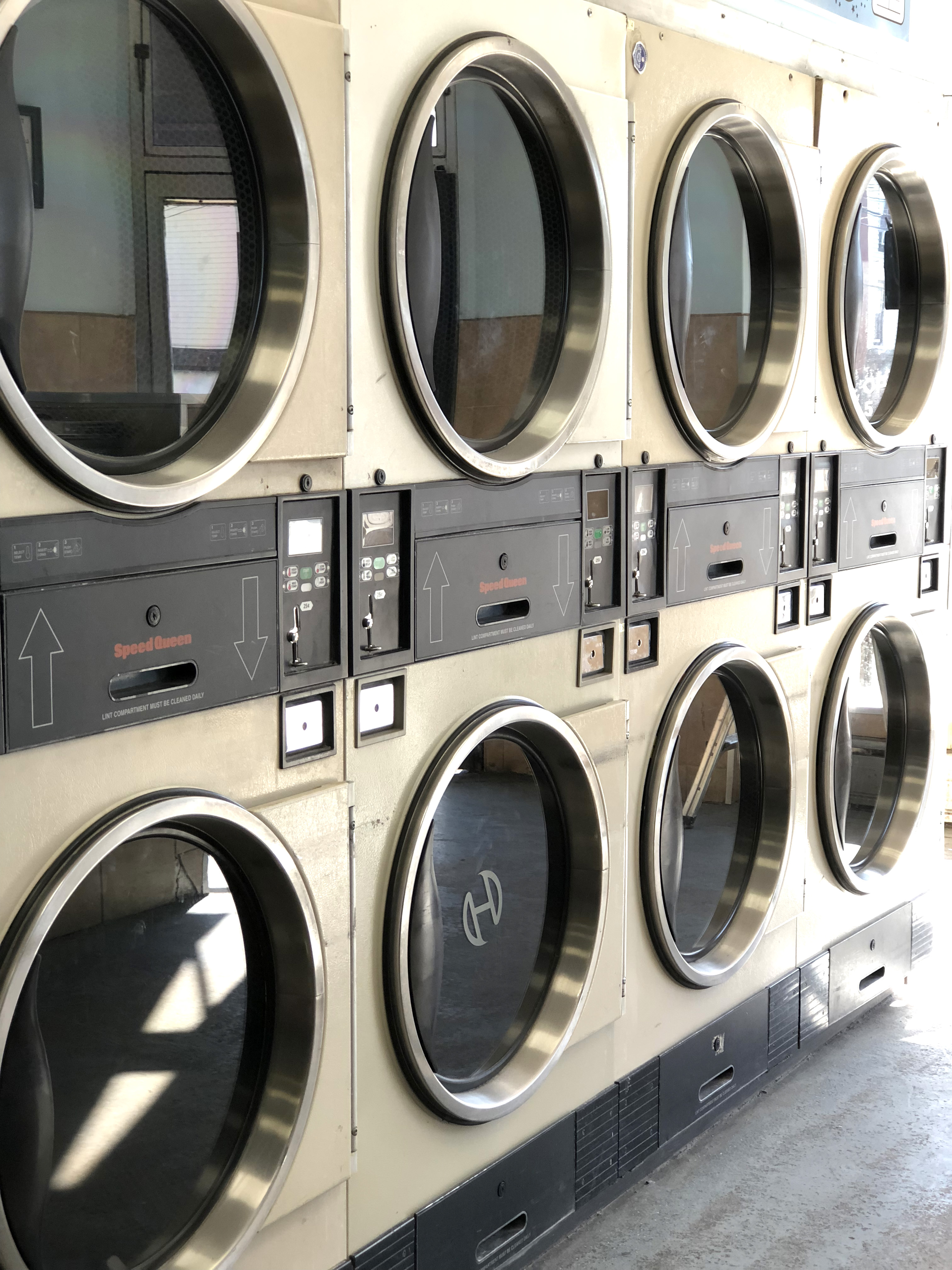 Laundromat Senor Bubbles Laundromat Jersey City, NJ