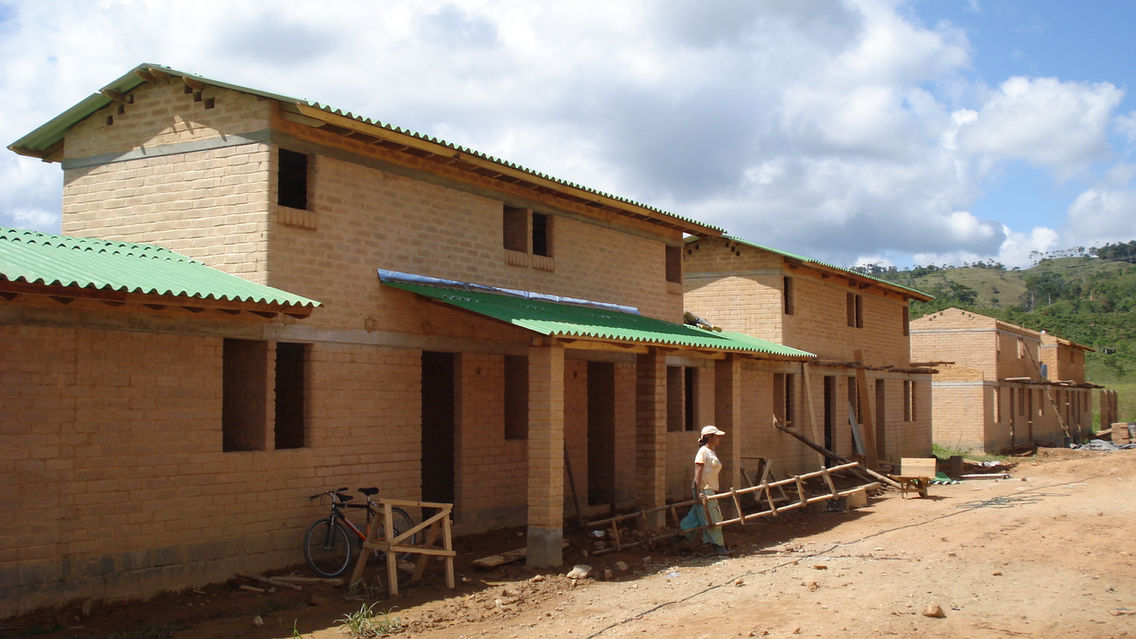 vivienda de interes social en btc vegachi antioquia