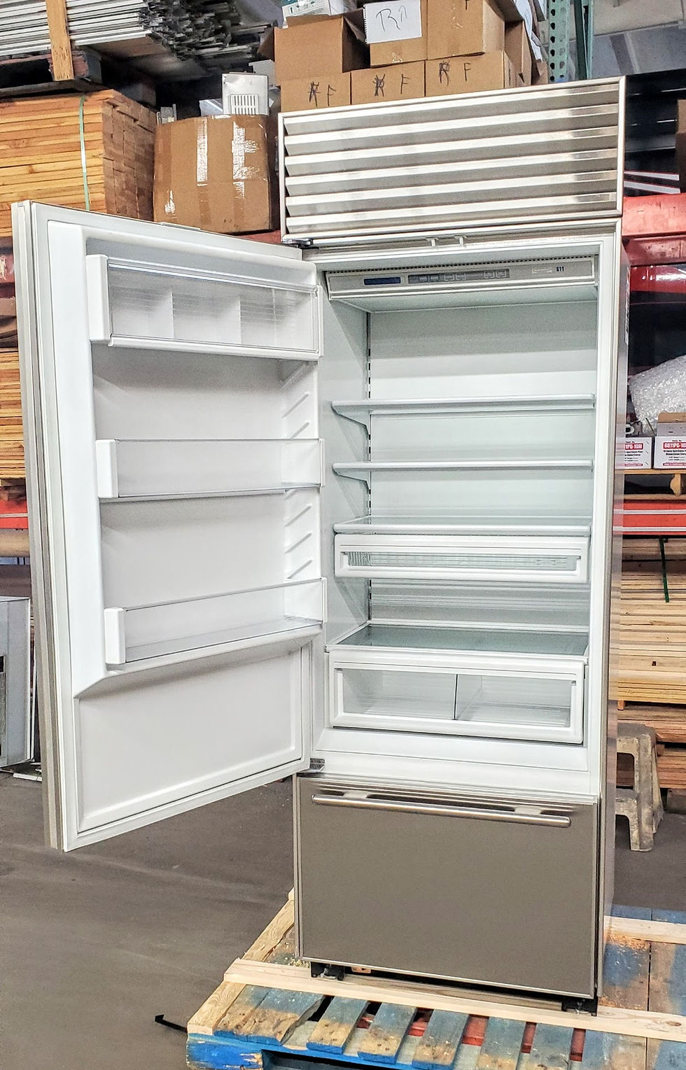 Thumbnail: #165 SUB-ZERO 611 30" PRO HANDLE NO-FLAW STAINLESS REFRIGERATOR