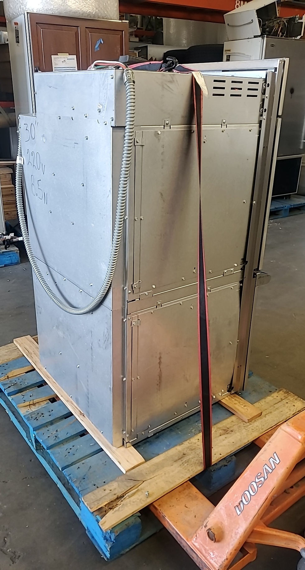 Thumbnail: NEW VIKING 30" FRENCH DOOR STAINLESS OVEN VDOF7301SS $12,000 LIST