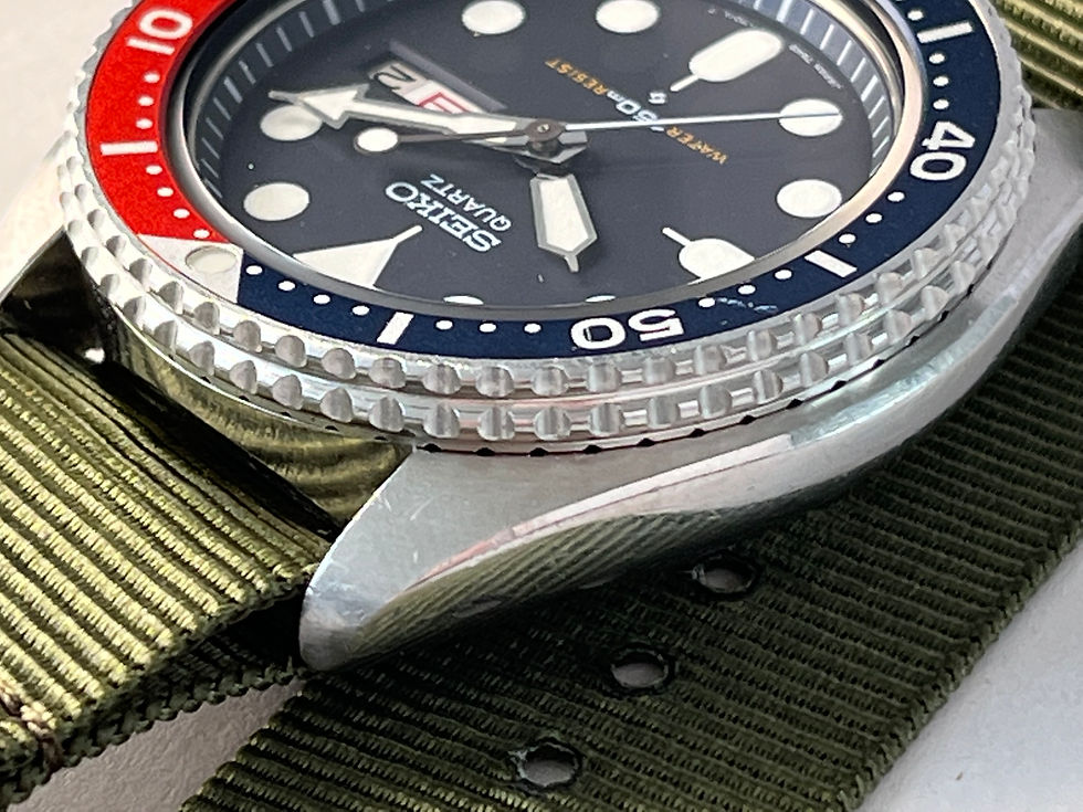 Thumbnail: Vintage 1980 Seiko 7548-700B Rare Pepsi Bezel Divers Watch JDM Original
