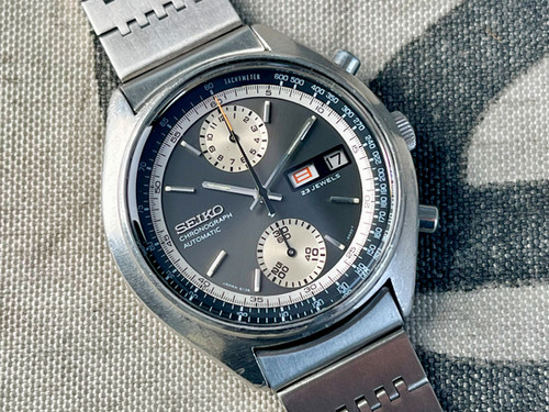 Ｓ様 Vintage 1971 Seiko Reverse Baby Panda 6138-8000 Gray Dial Serviced