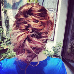 #ゆるふわ#美容室 #リングテイル#掛川#スジ#盛り#シニヨン#くるりんぱ#アレ