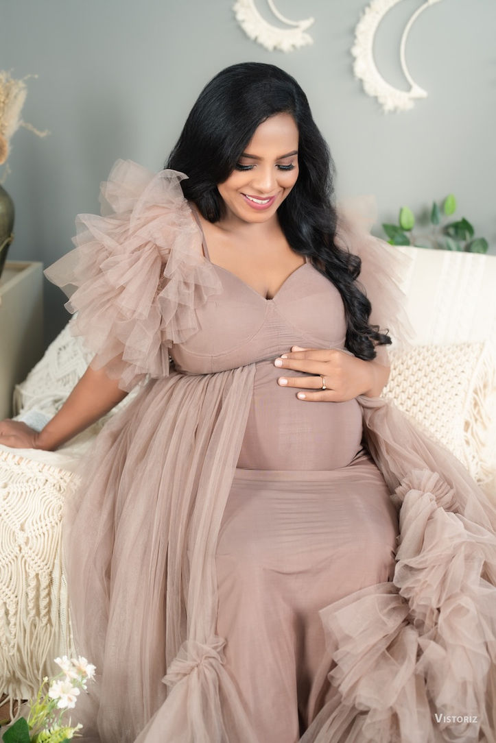 Bengaluru maternity photoshoot