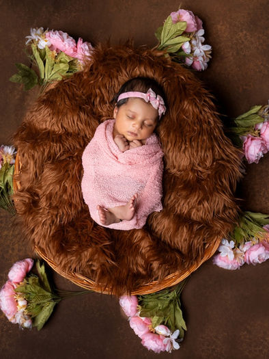newborn baby photoshoot studio bangalore by vistoriz