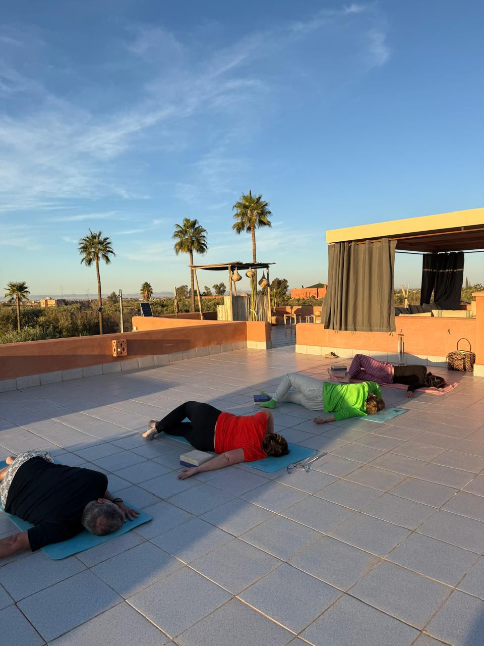 YOGA12