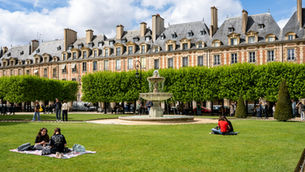 How the French School System Works (A Simple Guide for Expats)