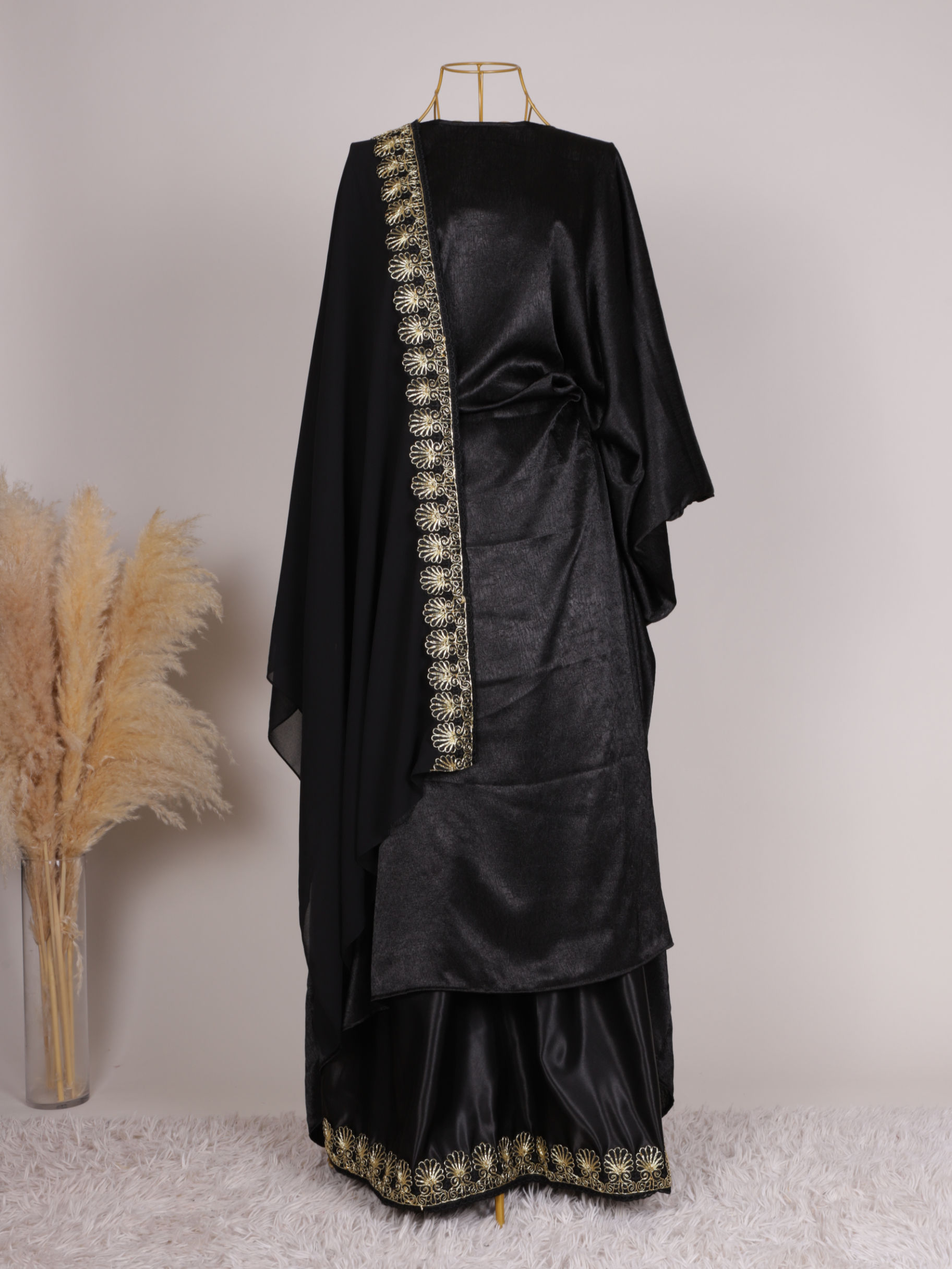 Marwa (black)