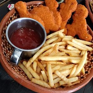 Nuggets con papas