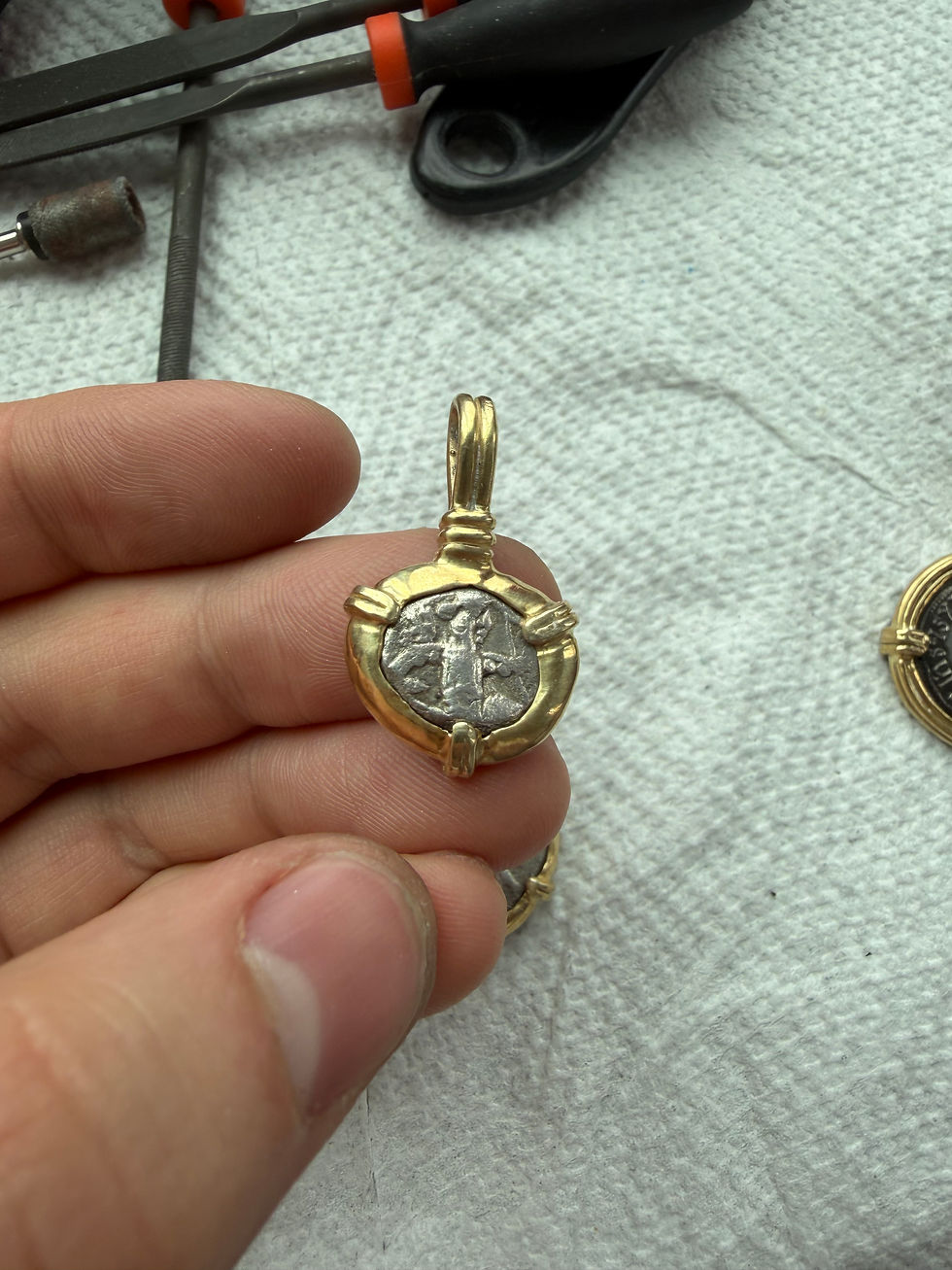 Thumbnail: Persia - Achaemenid  Siglos – Time of Artaxerxes I to Darius II (455–420 BC) 