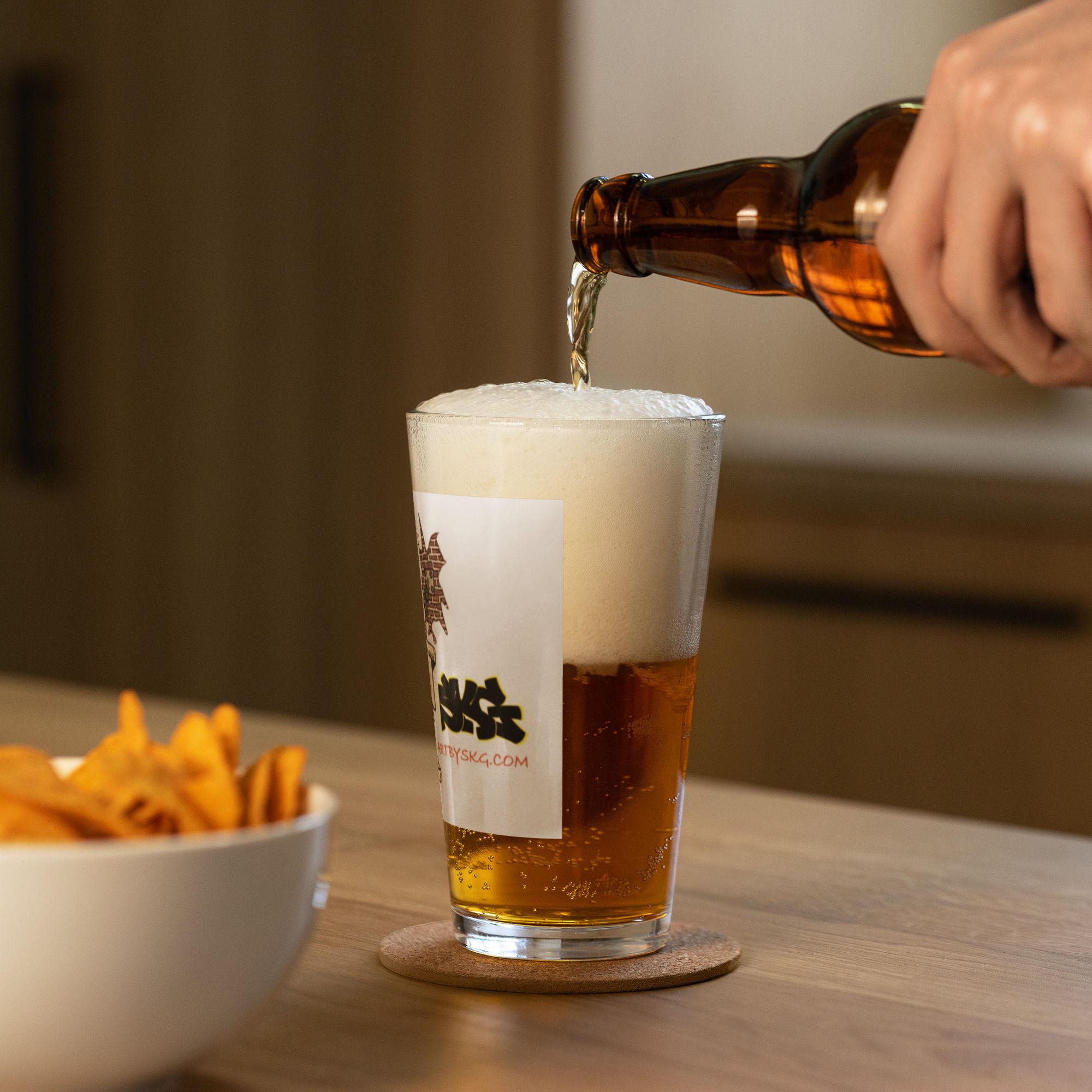 Contemplation Shaker pint glass