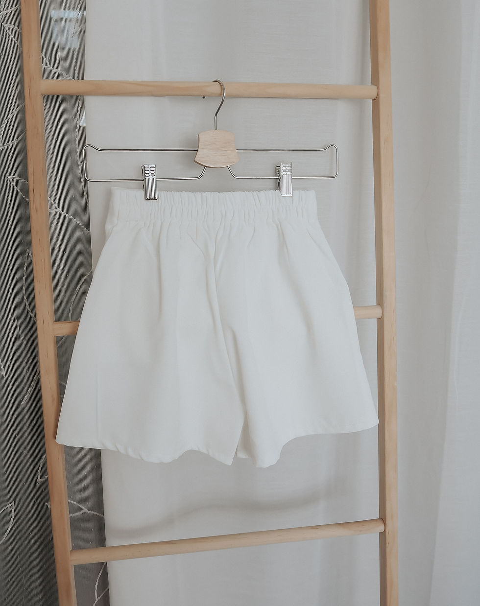 Thumbnail: Spring in Her Steps Pocket Shorts [CREAM WHITE]