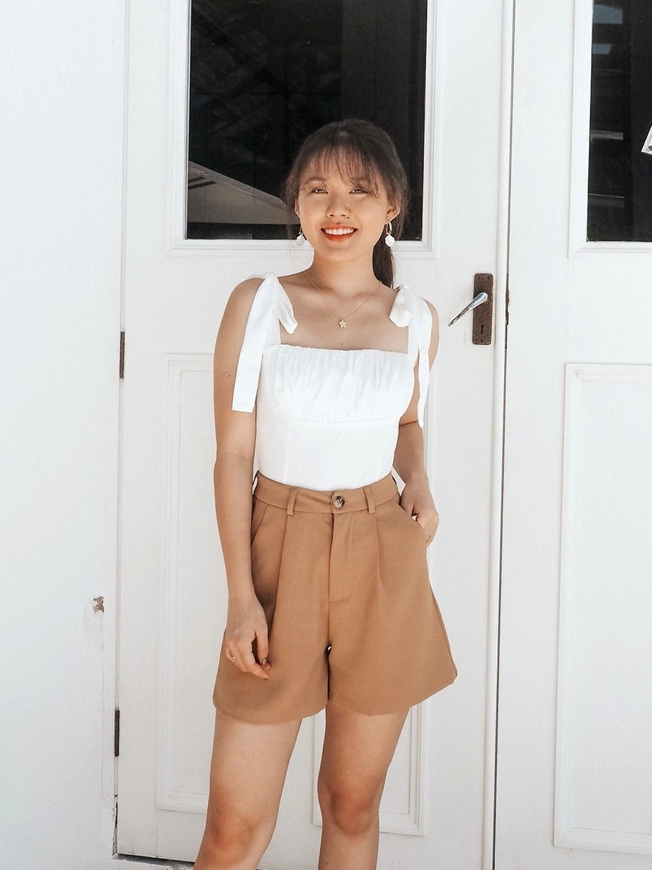 Thumbnail: Simplicité Tailored High Waist Chino Shorts (TAN BROWN)