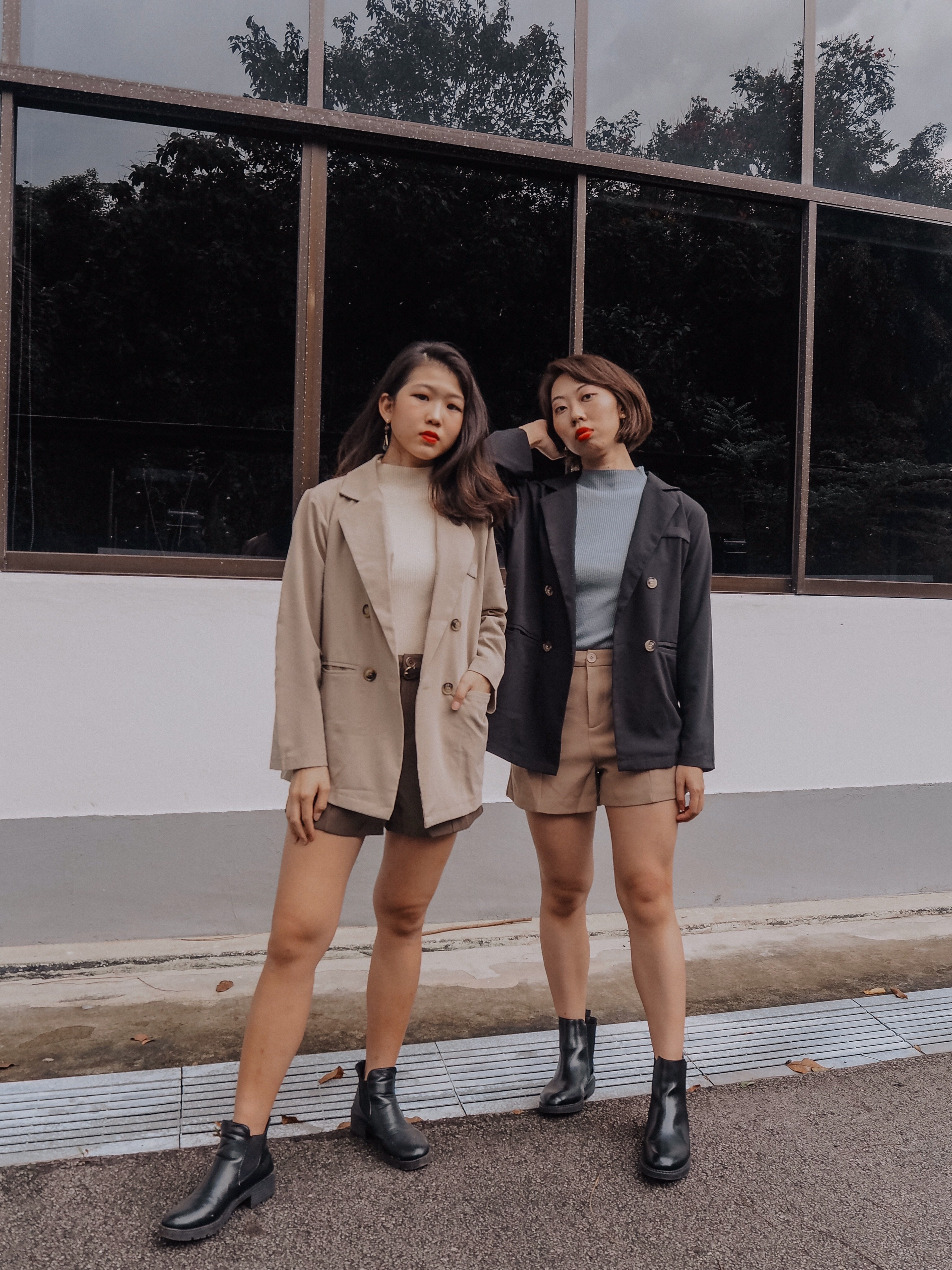 The Timeless Odyssey Minimalistic Blazer [KHAKI BROWN]