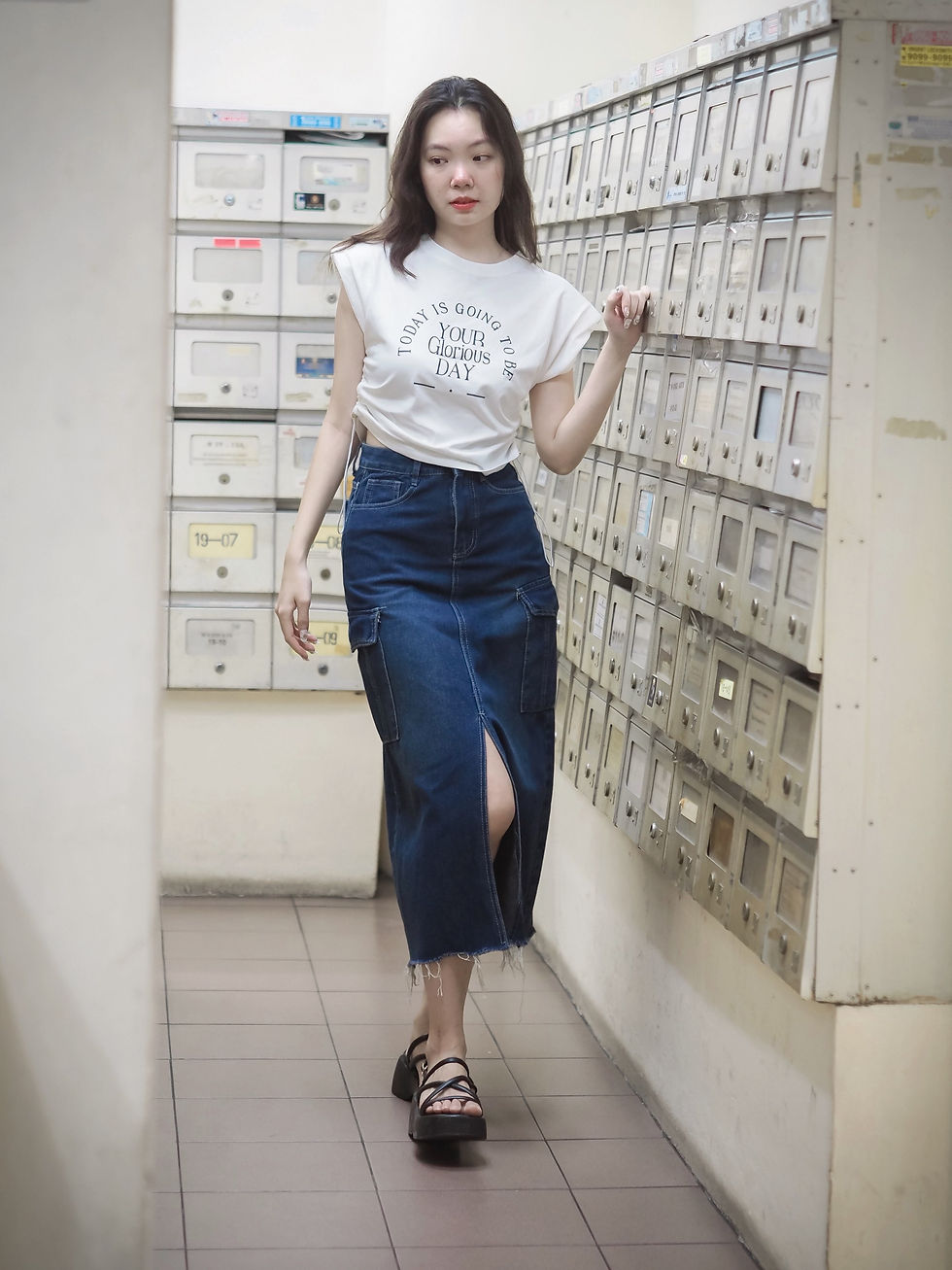 Thumbnail: Denim Duchess Distressed Cargo Midaxi Silt Skirt