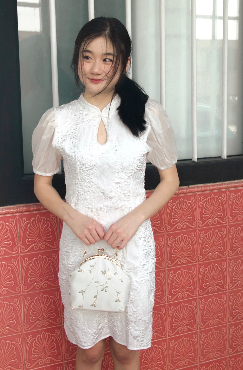 Thumbnail: Orient Blossoms Embroidery Clutch / Handbag