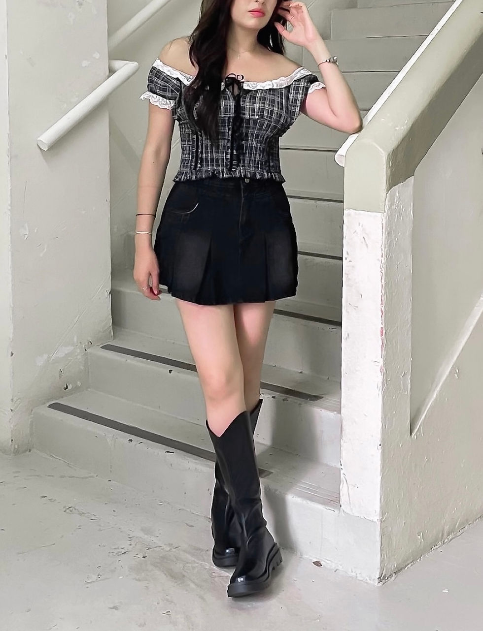 Thumbnail: Downtown Girl Vintage Denim Box Pleated Skirt (ASPHALT BLACK)