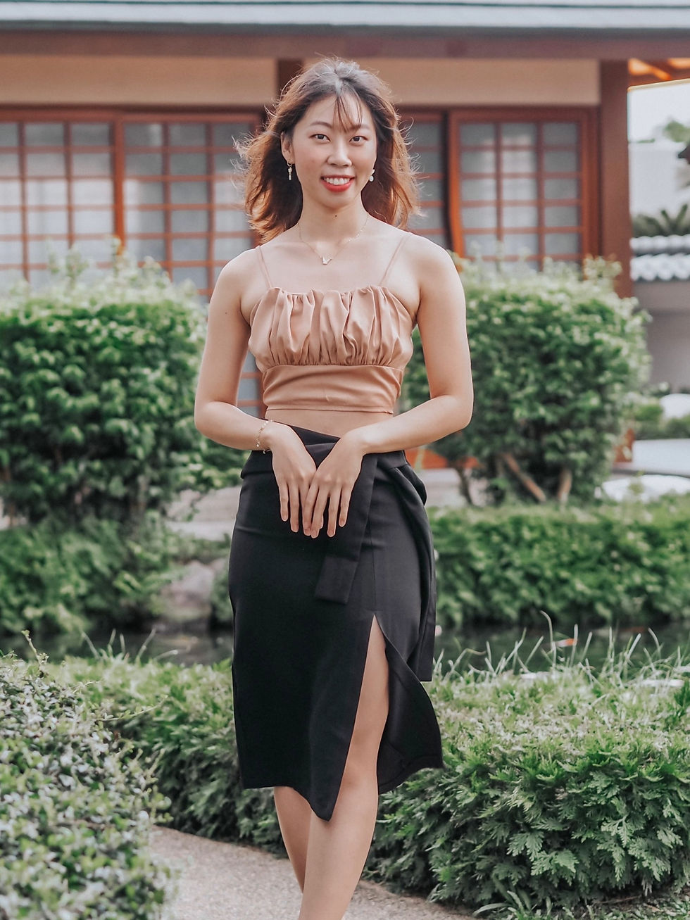Thumbnail: Le Roselle Ruched Spag Top (CORAL PINK) 