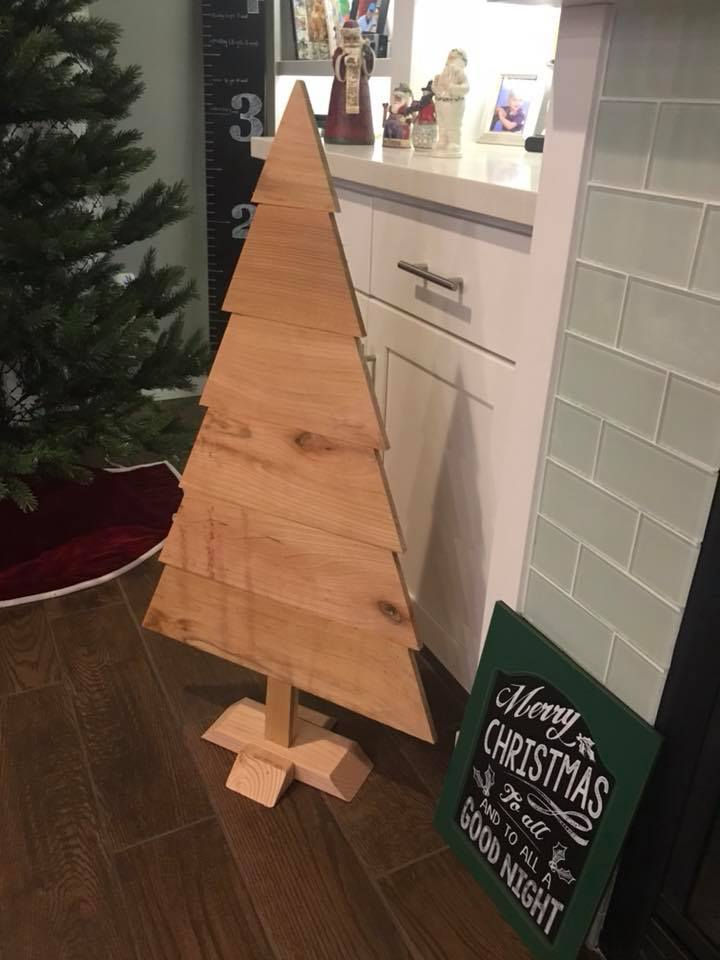 Thumbnail: Cedar Free Standing Christmas Card Holder