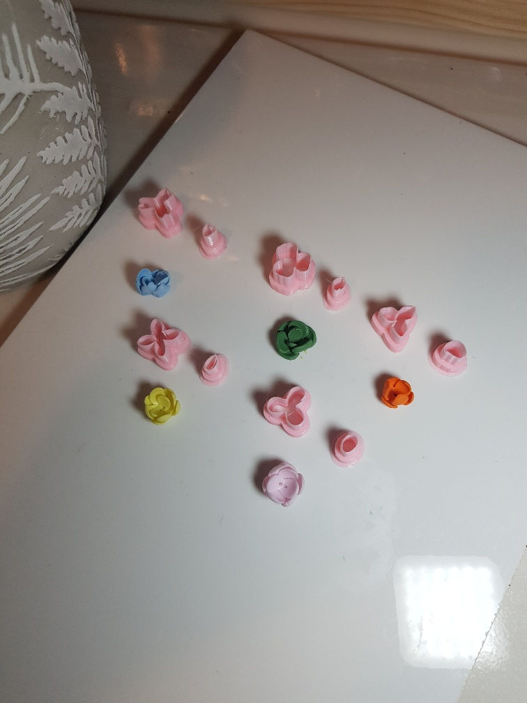 Thumbnail: Flower Builder 1