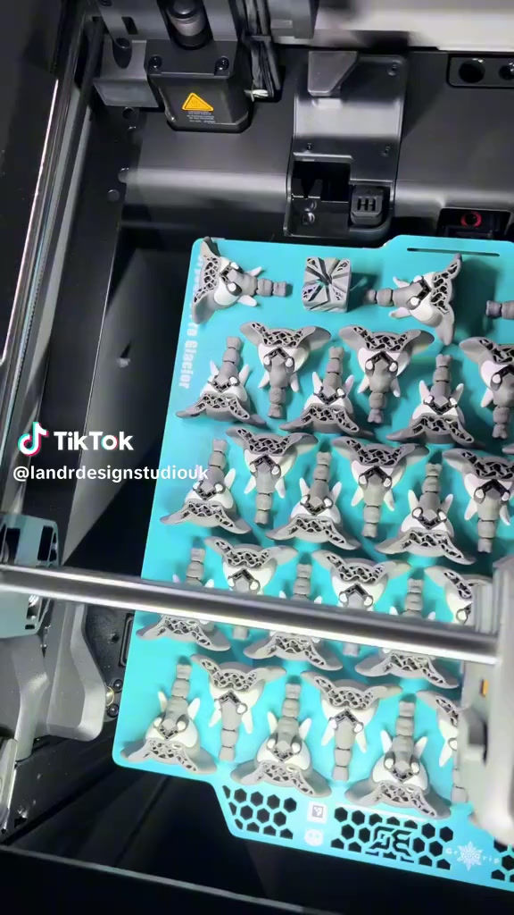 Thumbnail: Safari Playset (Lion, Tiger, Giraffe, Elephant)