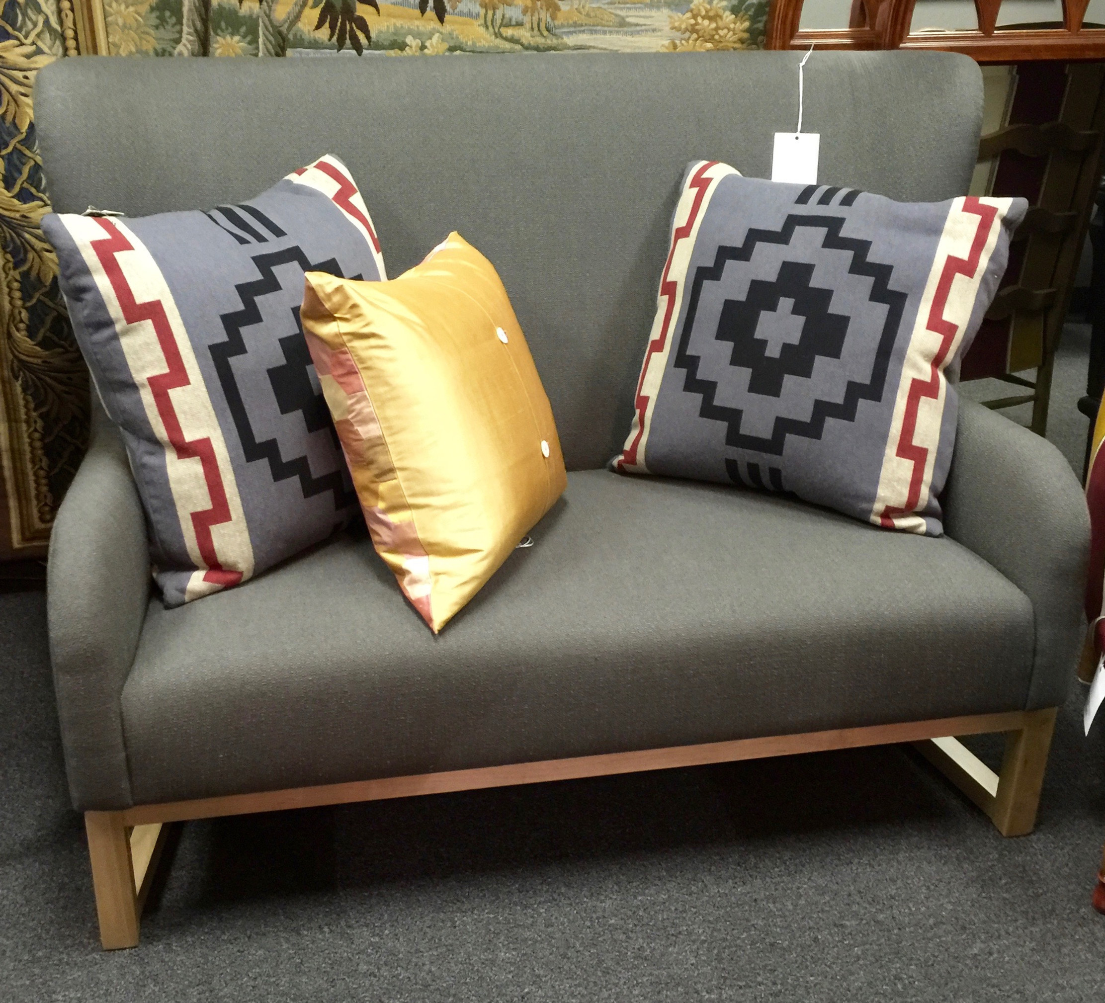 Consignment Shop in Mesa, AZ 85201 Avery Lane Consignment